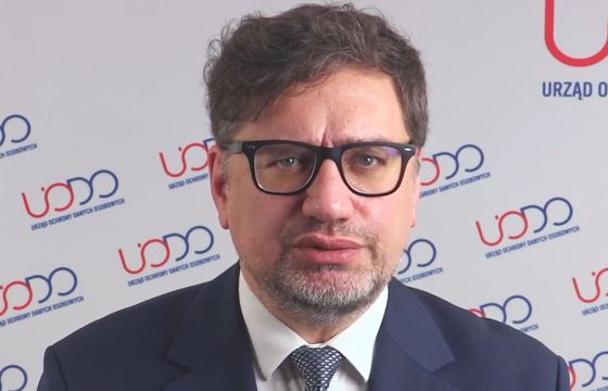 Deepfake z "nagą" nauczycielką. Urząd zawiadamia prokuraturę