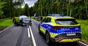 Groźny wypadek na DW188. Zderzyły się trzy pojazdy, jedna osoba trafiła do szpitala