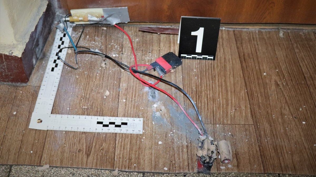 Podłożył ładunek hukowy z powodu kłótni 