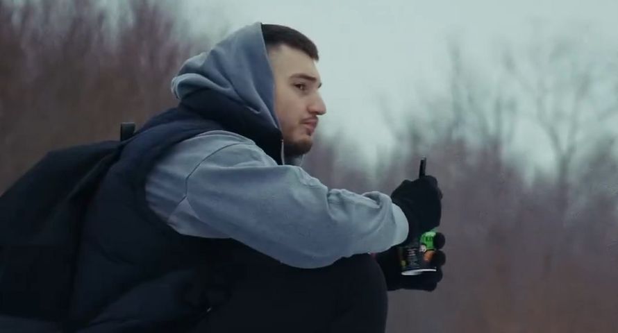 Chińska zupka w lesie nad Wisłą. Tak Legia zaprasza kibiców na mecz