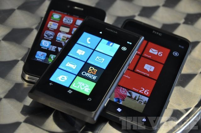 iOS i Android złe, WP7 super? (fot. The Verge)