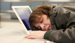 Co robią pracownicy na służbowych komputerach?