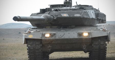 Niemcy wstrzymują się z przekazaniem pojazdów opancerzonych Ukrainie
