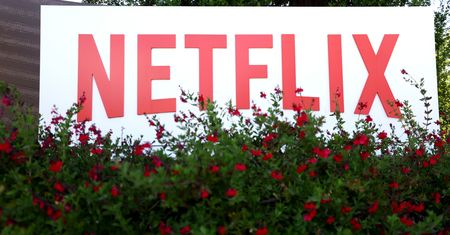 Musisz obejrzeć Netfliksa raz w miesiącu. Albo zablokują konto