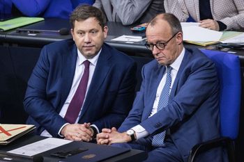 "Decyzja Grenlandii i Danii". Niemiecki minister przyleciał do USA