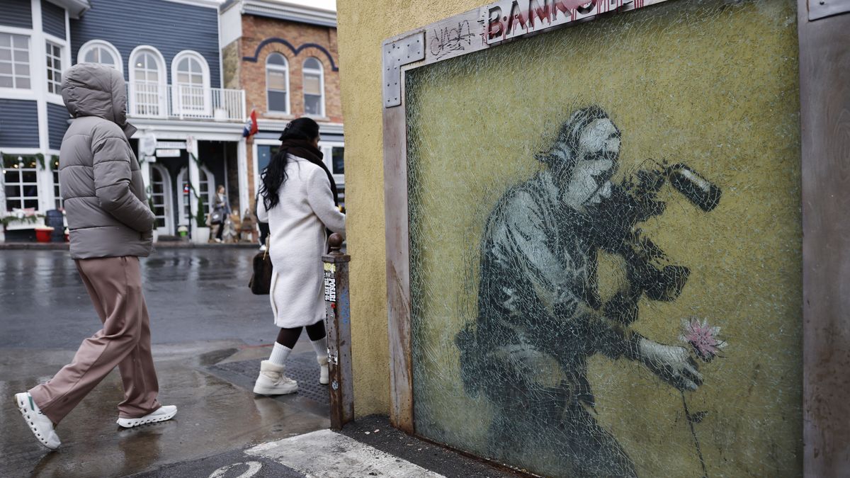 Jedno z dzieł przypisywanych Banksy'emu
