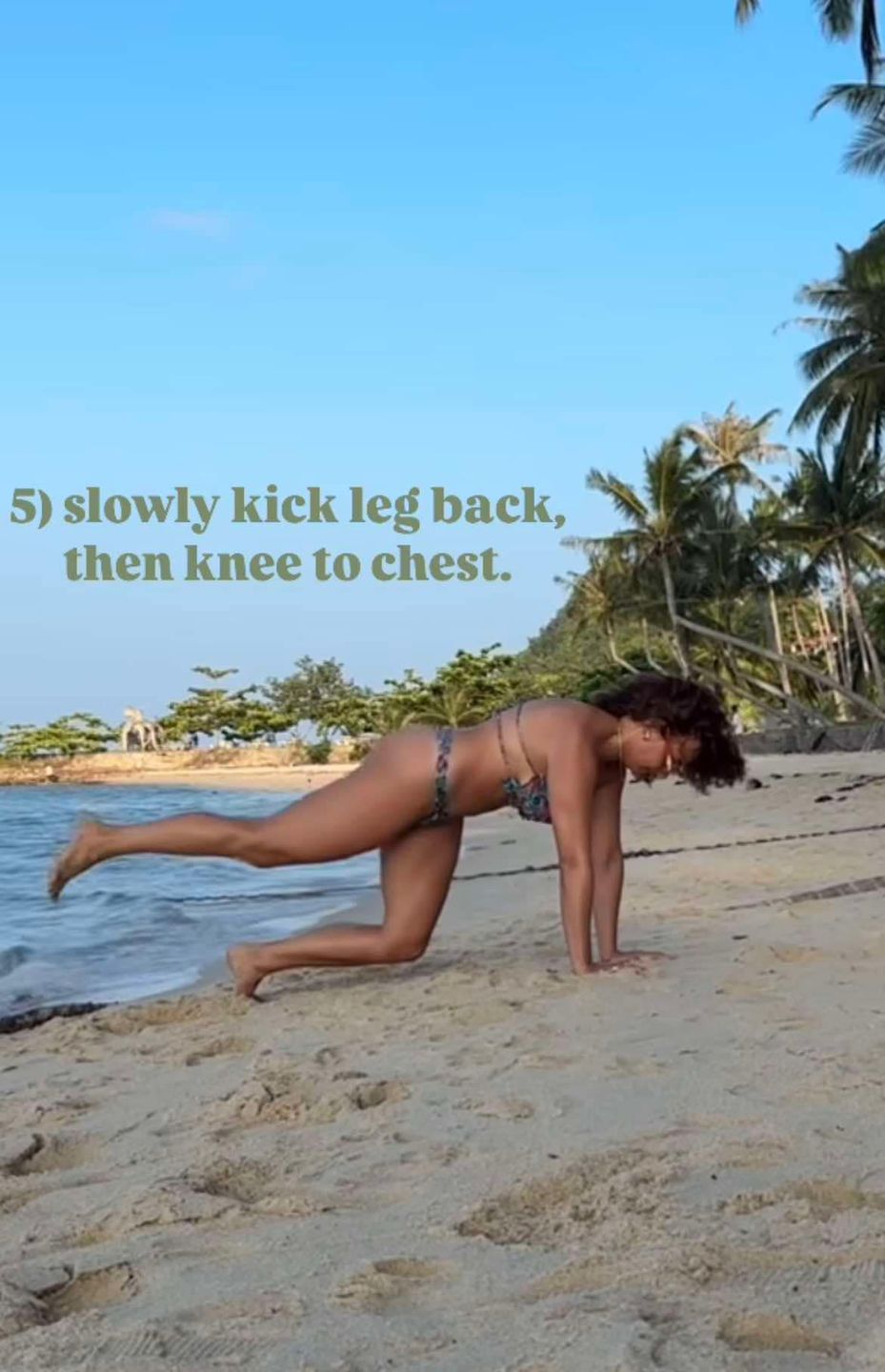 Odziana w bikini Maria Prokop ćwiczy jogę na Bali 