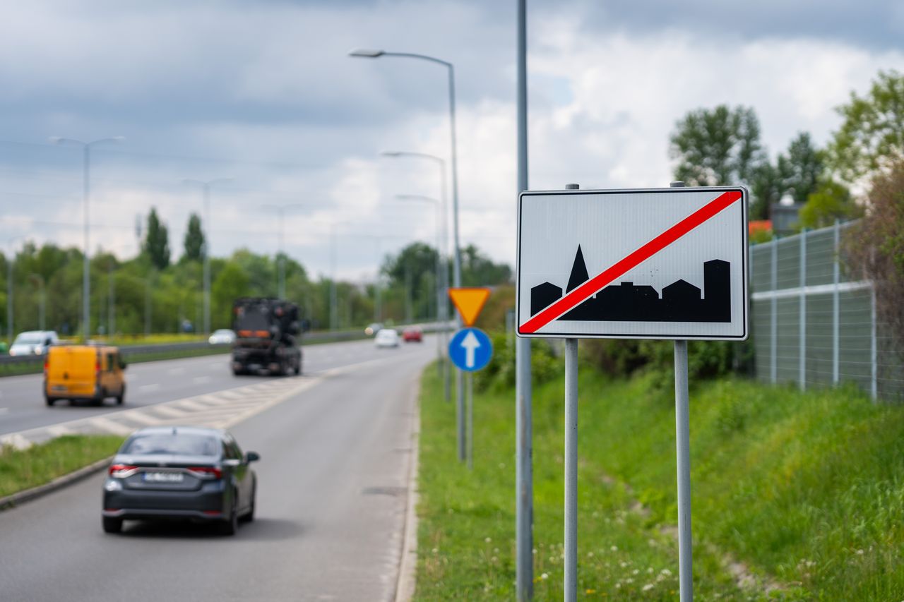 Bezterminowe prawa jazdy do wymiany. Oto kiedy wygasną