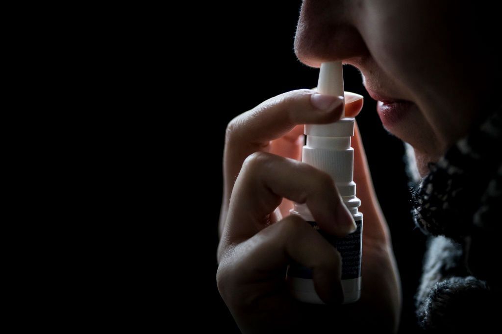 Kanadyjski spray do nosa przeciw koronawirusowi (zdjęcie ilustracyjne) 