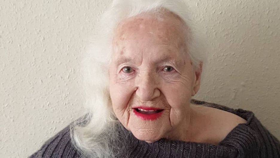 Anna Kusiak ma 96 lat i czynnie korzysta z mediów społecznościowych