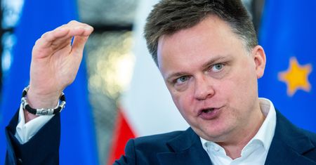 Gra o ETS2. Hołownia: Błagam, odsuńmy o te dwa, trzy, cztery lata i zastanówmy się
