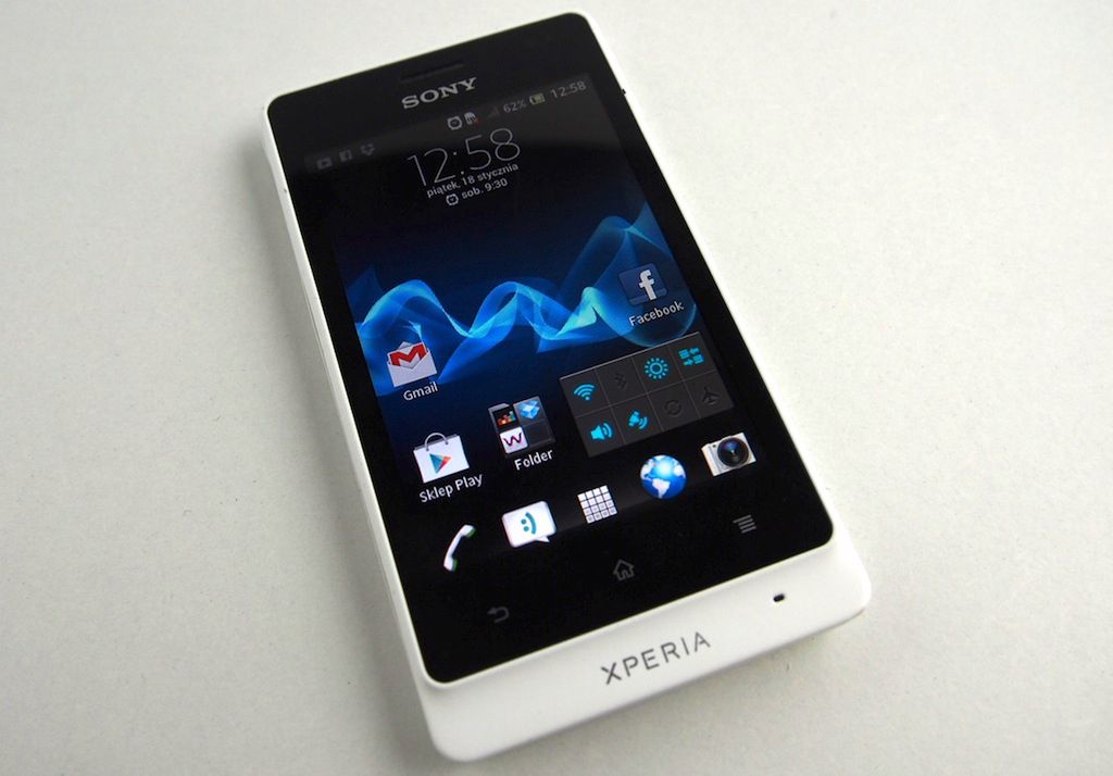 Sony Xperia go – mały, ale zadziorny [test] 2