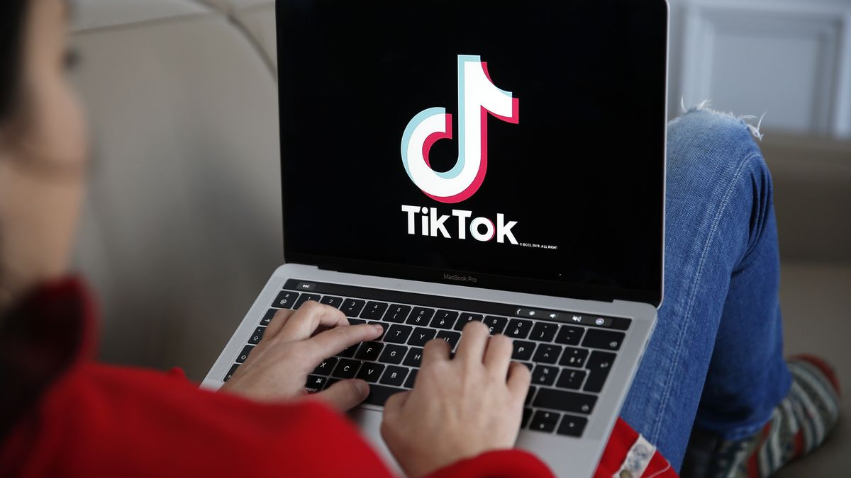 TikTok usuął ponad 60 mln filów