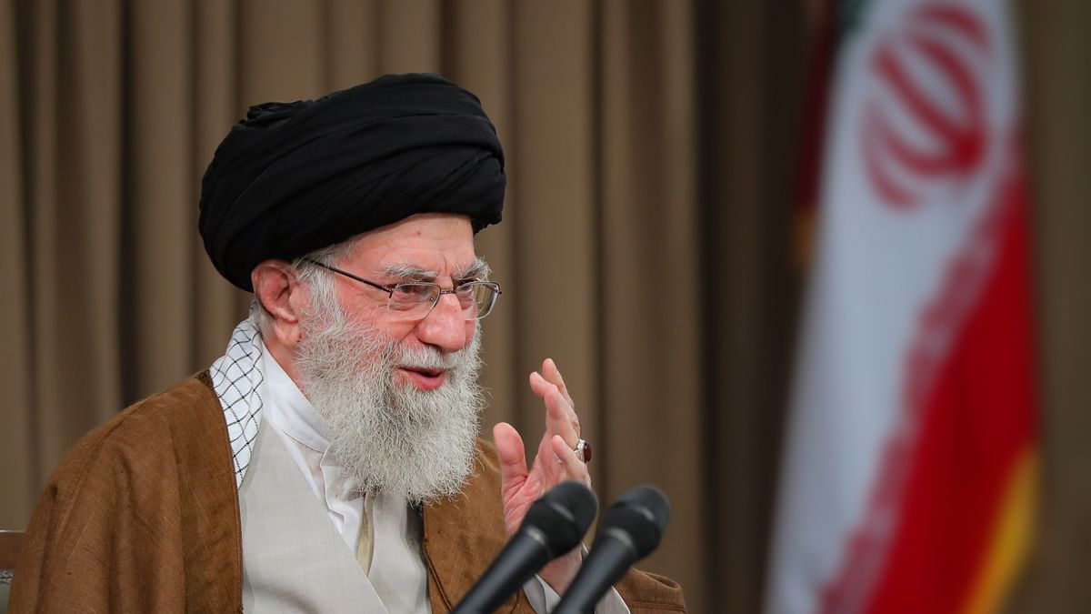 TEHRAN, IRAN - NOVEMBER 7: (----EDITORIAL USE ONLY  MANDATORY CREDIT - 'IRANIAN LEADER PRESS OFFICE / HANDOUT' - NO MARKETING NO ADVERTISING CAMPAIGNS - DISTRIBUTED AS A SERVICE TO CLIENTS----) Iranian leader Ali Khamenei meets members of Assembly of Experts at Imam Khomeini Hosseiniyeh in Tehran, Iran, on November, 7 2024. (Photo by Iranian Leader Press Office/Handout/Anadolu via Getty Images)