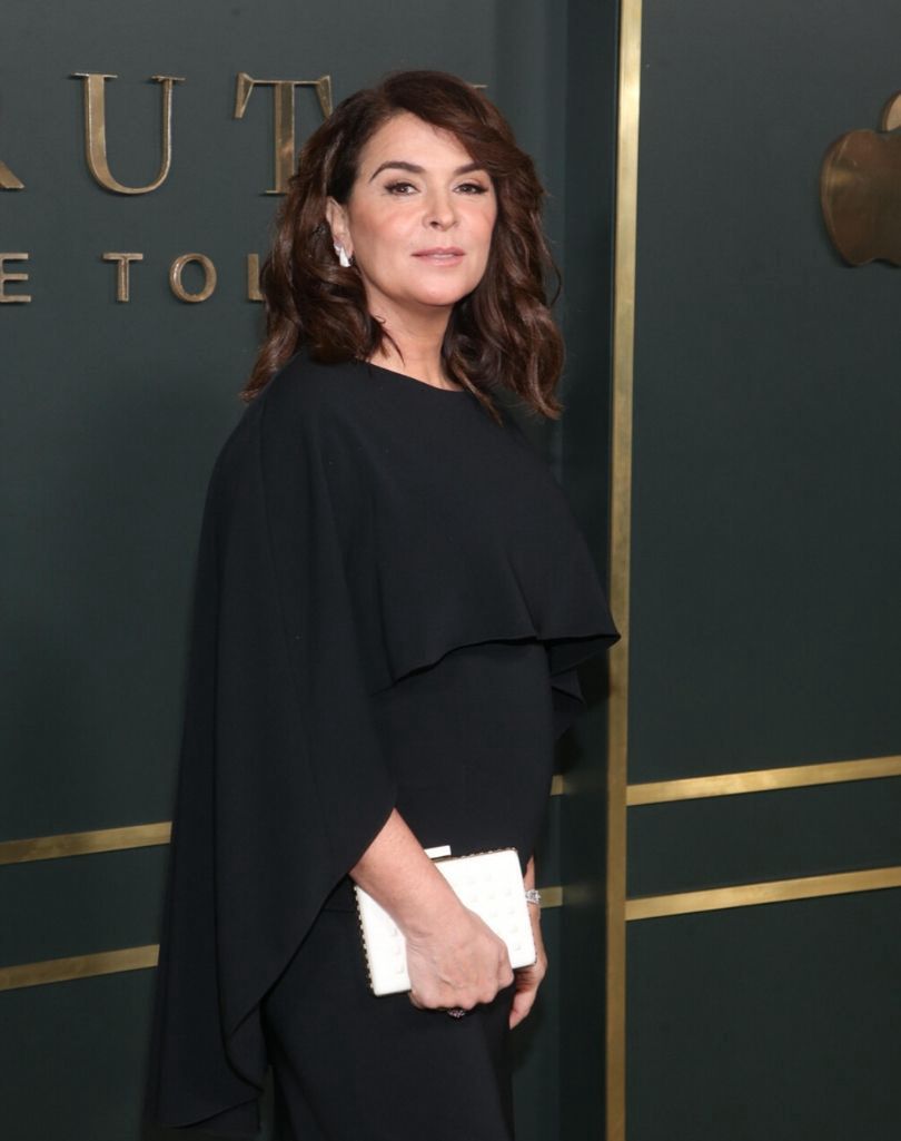  Annabella Sciorra