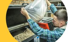 UOKiK i Inspekcja Handlowa sprawdzili jakość paliw. Ponad 30 próbek nie spełniło norm