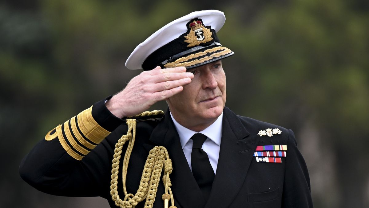 ANKARA, TURKIYE - MARCH 16: Chief of General Staff Gen. of Turkiye Yasar Guler welcoms Head of the United Kingdomâs Armed Forces Admiral Sir Tony Radakin with an official ceremony at Turkish General Staff building in Ankara, Turkiye on March 16, 2023. (Photo by Ercin Erturk/Anadolu Agency via Getty Images)
