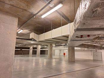 Podziemne zakamarki dworca Łódź Fabryczna! Na co dzień niedostępne, niektóre dobrze strzeżone, inne pełne zaskakującej zawartości
