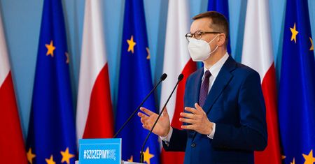 Konferencja premiera Morawieckiego. Rząd zaostrza lockdown. "Zbliżamy się do granicy wydolności"