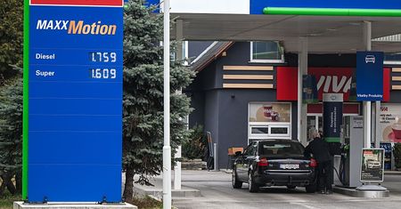 Reglamentacja na słowackich stacjach uderza m.in. w Polaków. Jest ruch UE