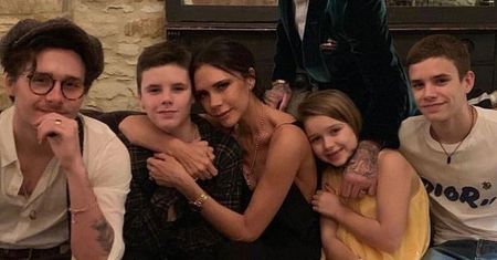 Romeo Beckham skończył 18 lat. Wykapana mama