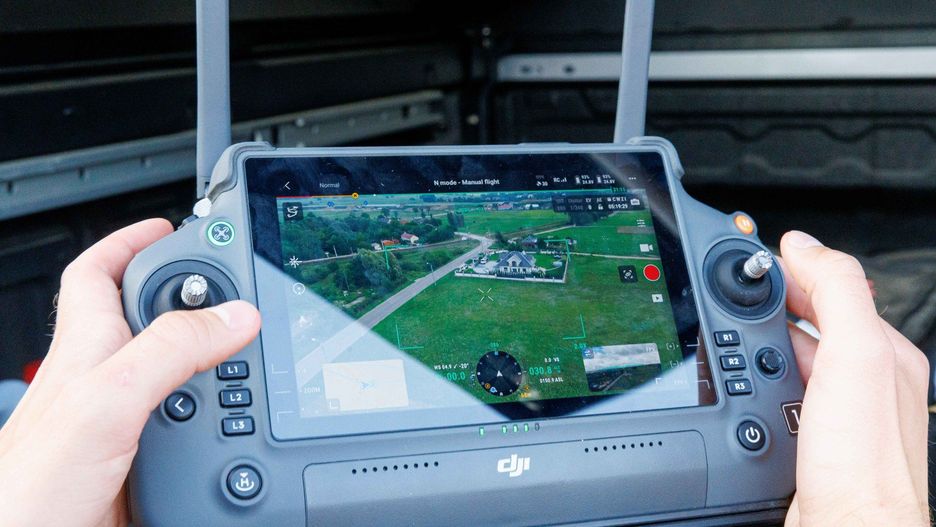 W poniedziałek policjanci wzięli sprawdzali przejeżdżających przez przejazd między Fastami i Dzikimi 