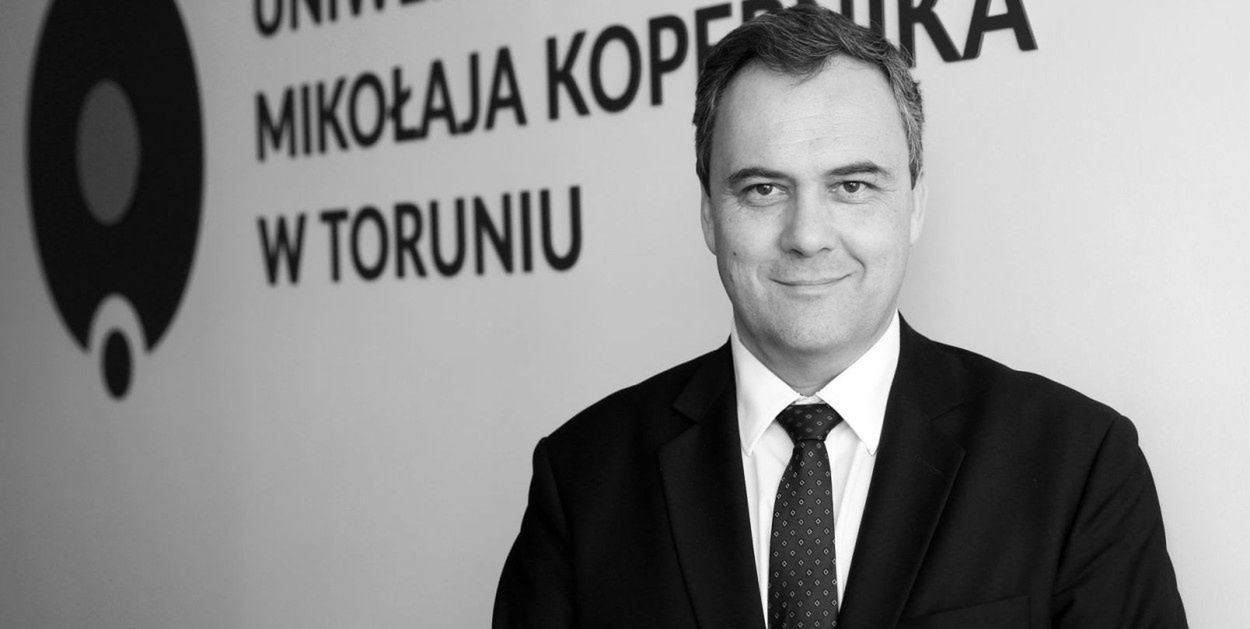 Toruń: Miasto pożegna zasłużonego kanclerza UMK. Znamy szczegóły dotyczące pogrzebu