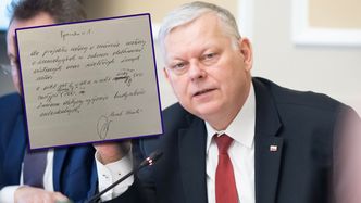 Marek Suski napisał poprawkę na kartce. "Tak PiS stanowi prawo"