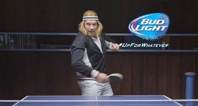 Arnold Schwarzenegger jako ping-pongista w spocie na Super Bowl (wideo)