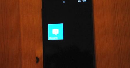 Bombowy SMS dla Windows Phone. Dosłownie [wideo]