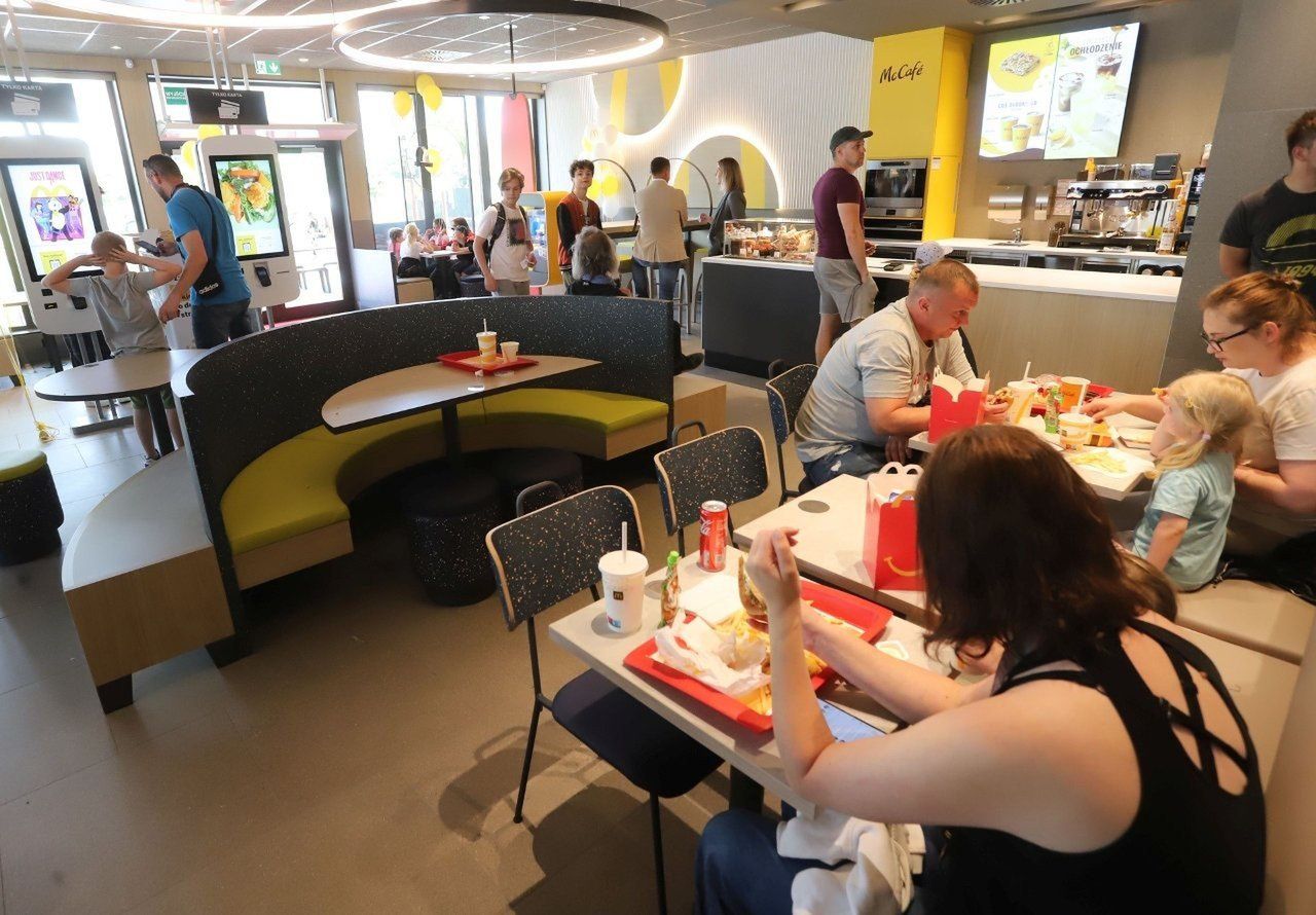 Do kradzieży doszło w restauracji McDonald&#39;s przy Szosie Lubickiej w Toruniu.