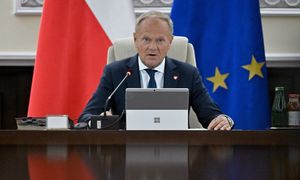 "Na miłość Boga". Tusk zwrócił się do Nawrockiego ws. inwestycji krytycznych