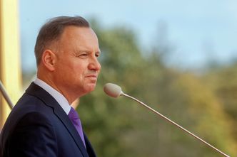 Duda na Jasnej Górze: grupa rodaków kupiła dziesiątki kg cukru i będzie zjadać go przez lata