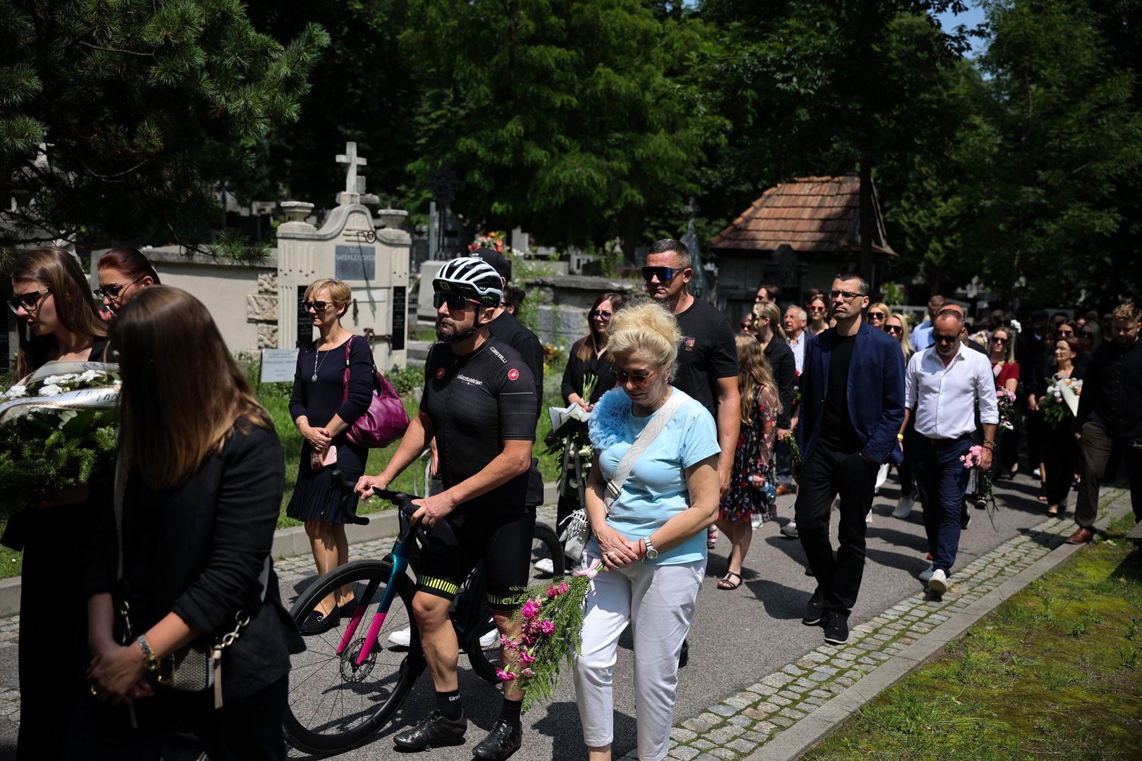 10.06.2025 KRAKOW, CMENTARZ PODGORSKI, POGRZEB - MAJA DEBSKA NZ FOT. ANDRZEJ BANAS / POLSKA PRESS