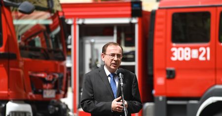 Wybory prezydenckie 2020. Rusza II tura "Bitwy o wozy". Do rozdania 49 wozów strażackich