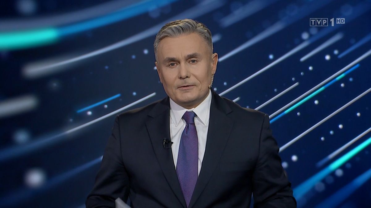 Marek Czyż poprowadził nowy serwis "19:30" w TVP