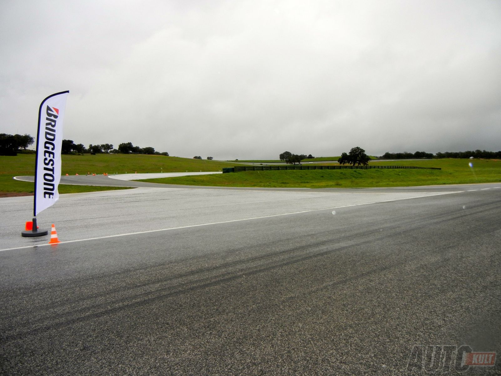 Test opon Bridgestone Potenza Adrenalin RE002 w Ascari Race Resort [galeria] 94