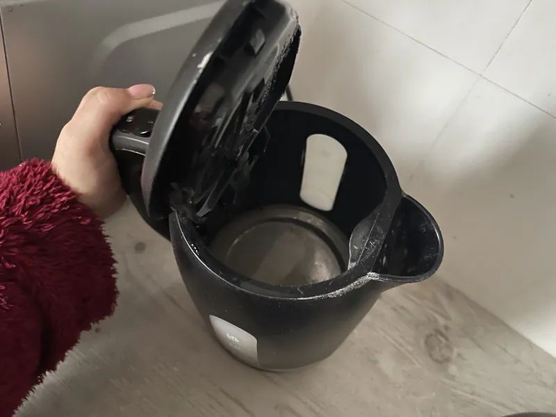 Avoid emptying your boiled kettle completely and learn how to descale it