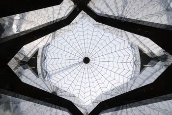 Najpiękniejszy dworzec na świecie. "Architekt bawił się materiałami"