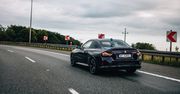 Test: Pojechałem BMW M240i na "Zakręt śmierci". Więcej dowiedziałem się na nim o ludziach niż o aucie