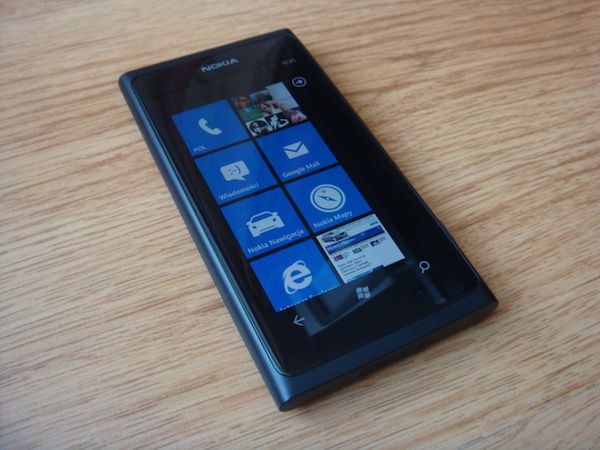 Nokia Lumia 800 (fot. wlasne)