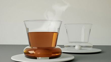 Szklanka samomieszająca herbatę 1