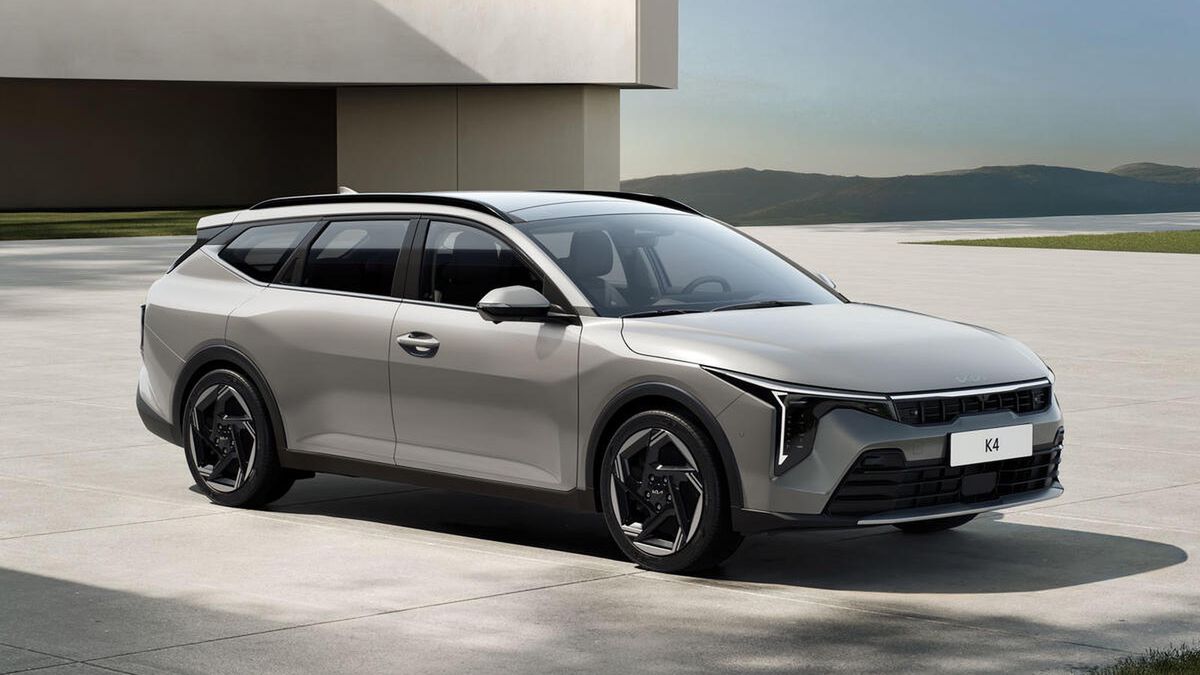 Kia K4 Sportswagon
