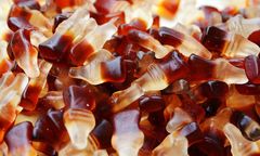 Dzieci zaczęły się źle czuć. Co było w popularnych żelkach w Holandii?