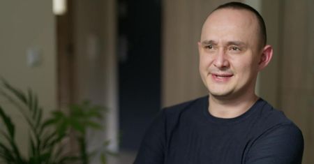 "Ślub od pierwszego wejrzenia": Maciek dał się ponieść emocjom. Widzowie komentują jego dziwne zachowanie