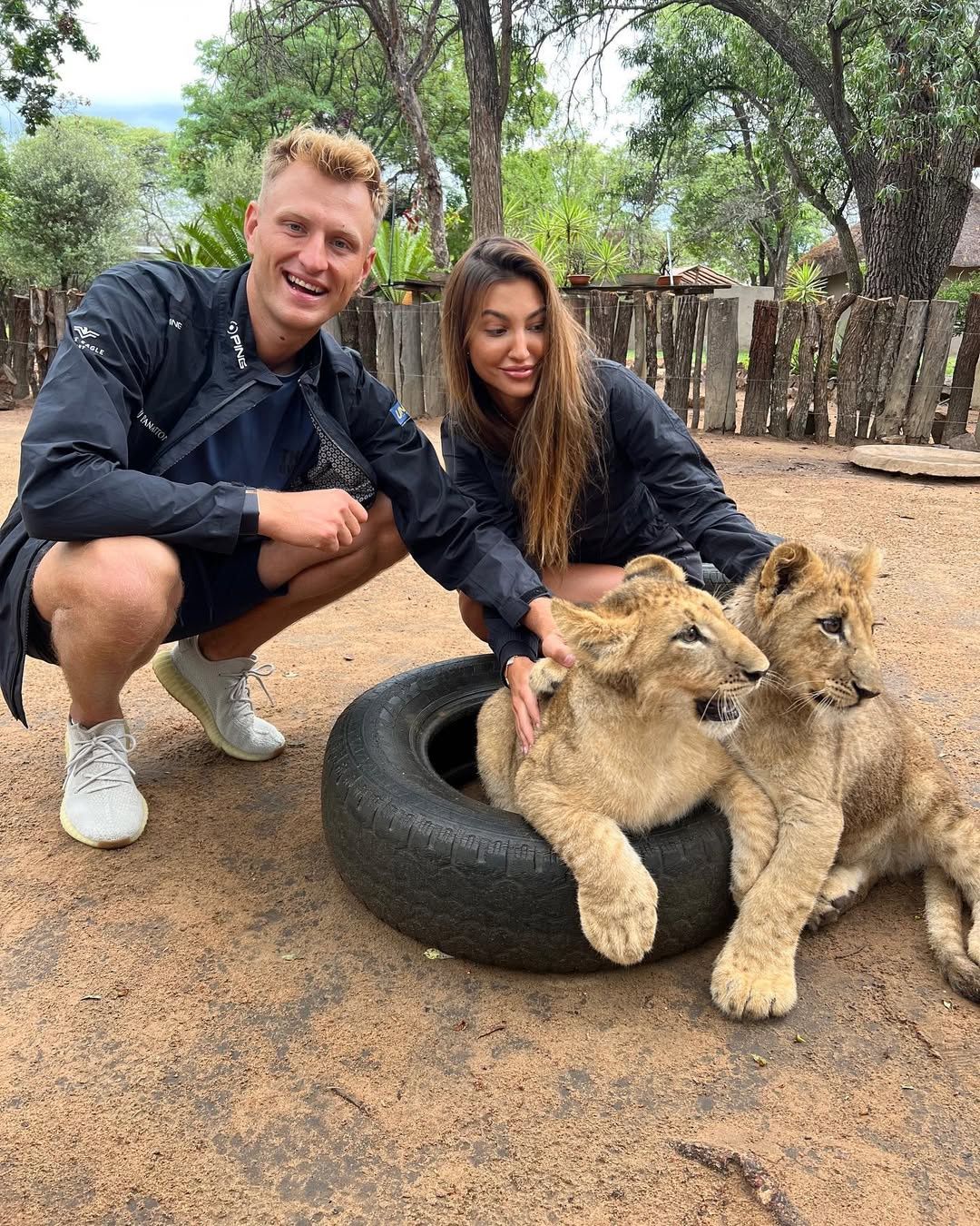 Adrian Meronk z narzeczoną