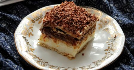 W karnawale robię to szybkie ciasto. Z talerzyków znika w mgnieniu oka
