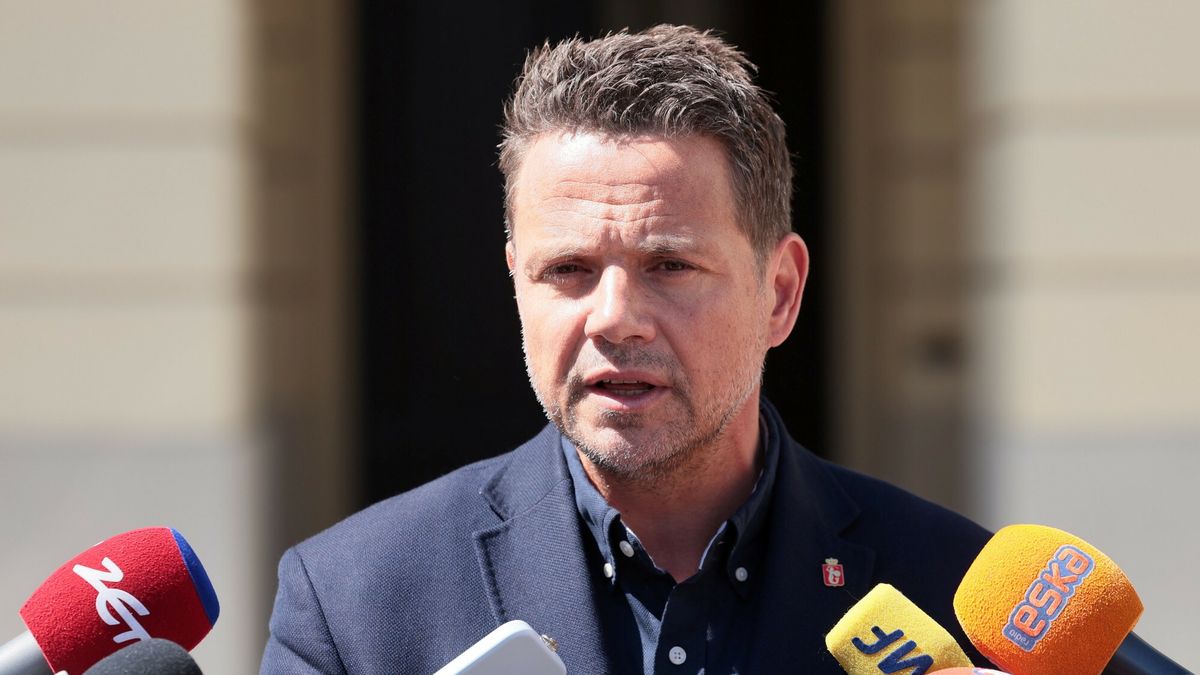 Rafał Trzaskowski na konferencji prasowej po spotkaniu z kupcami 