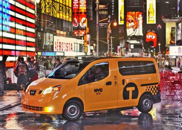 Nissan NV200 NYC Taxi - taksówka przyszłości? [wideo]