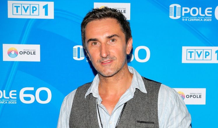 Jakie kierunki studiowali polscy wokaliści